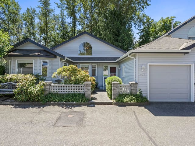 Townhouse for sale in Surrey, South Surrey White Rock, 107 1744 128 Street, 263161202 | Realtylink.org
