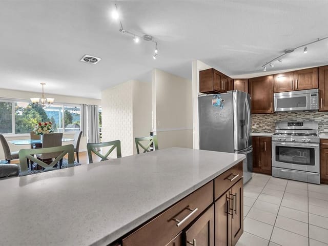 House for sale in North Vancouver, North Vancouver, 693 Plymouth Drive, 263161205 | Realtylink.org
