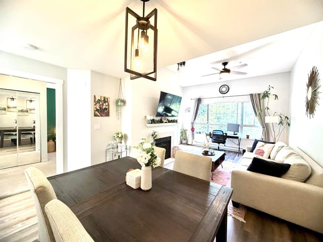 Apartment for sale in Coquitlam, Coquitlam, 412 2960 Princess Crescent, 263161256 | Realtylink.org