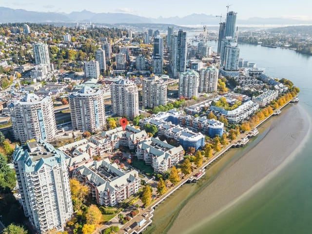 Apartment for sale in New Westminster, New Westminster, 201A 1220 Quayside Drive, 263161317 | Realtylink.org