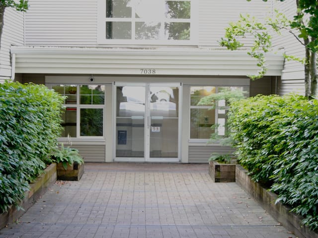 Townhouse for sale in Burnaby, Burnaby South, 102 7038 21st Avenue, 263161460 | Realtylink.org