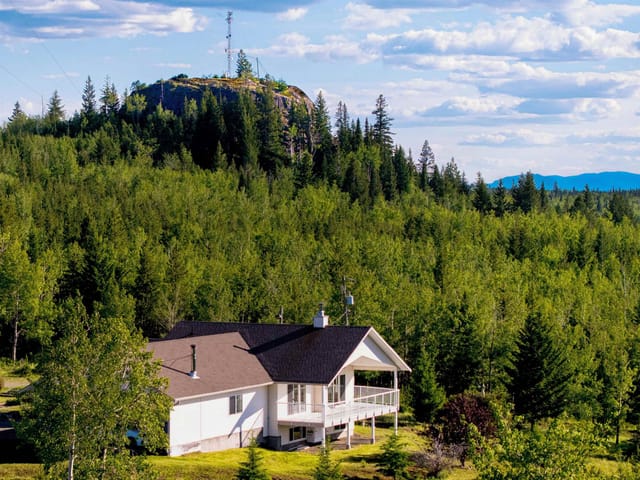 House for sale in Lone Butte, 100 Mile House, 6088 Butte Road, 263161524 | Realtylink.org