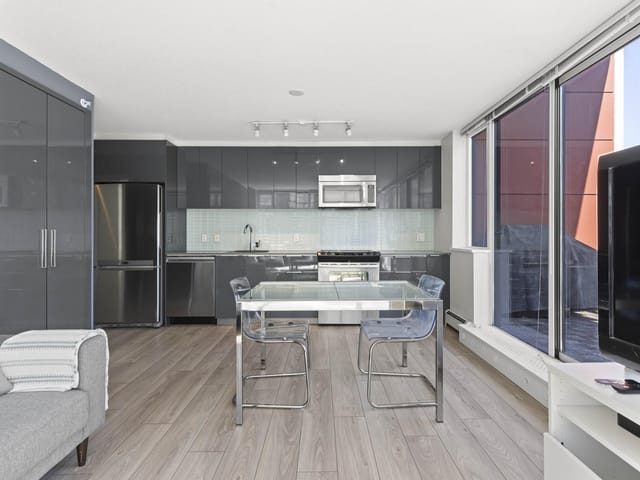 Apartment for sale in Vancouver, Vancouver West, 506 1325 Rolston Street, 263161532 | Realtylink.org