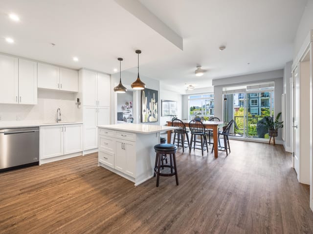 Apartment for sale in Port Coquitlam, Port Coquitlam, 3413 2180 Kelly Avenue, 263161565 | Realtylink.org