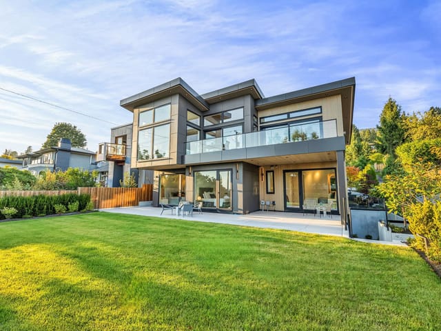House for sale in West Vancouver, West Vancouver, 2423 Mathers Avenue, 263161570 | Realtylink.org
