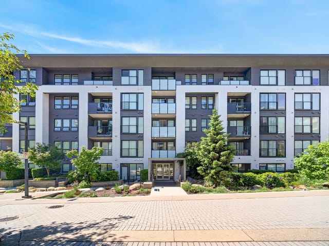 Apartment for sale in Burnaby, Burnaby North, 504 9228 Slopes Mews, 263161628 | Realtylink.org