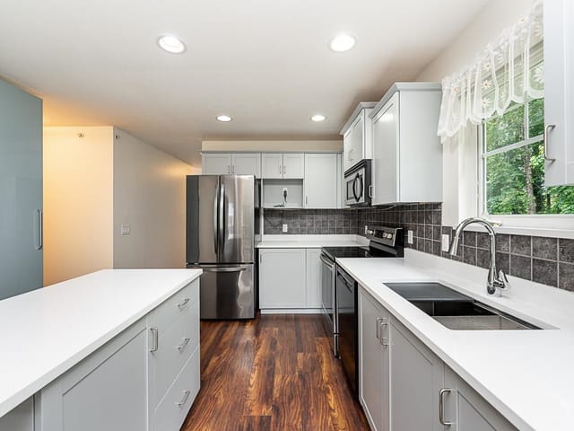 House for sale in Coquitlam, Coquitlam, 328 3000 Riverbend Drive, 263161639 | Realtylink.org