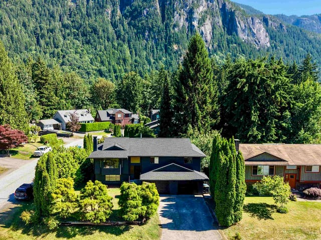 House for sale in Squamish, Squamish, 40011 Plateau Drive, 263161671 | Realtylink.org
