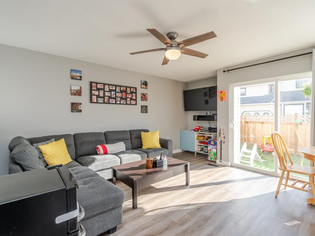 Townhouse for sale in Chilliwack, Sardis, 2 45640 Storey Avenue, 263161767 | Realtylink.org