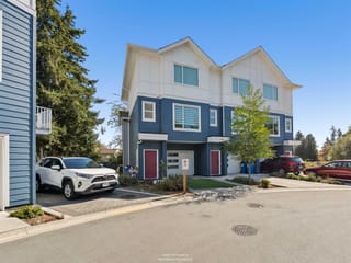 Townhouse for sale in Surrey, Cloverdale, 8 19330 Fairway Drive, 263161792 | Realtylink.org