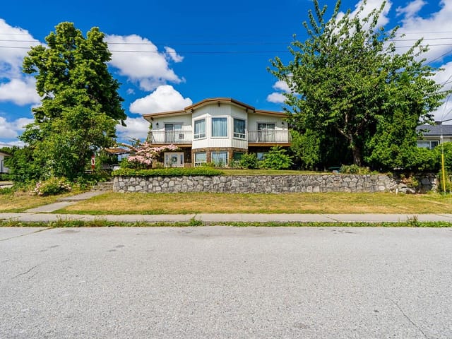 House for sale in Burnaby, Burnaby South, 5089 Inman Avenue, 263161872 | Realtylink.org