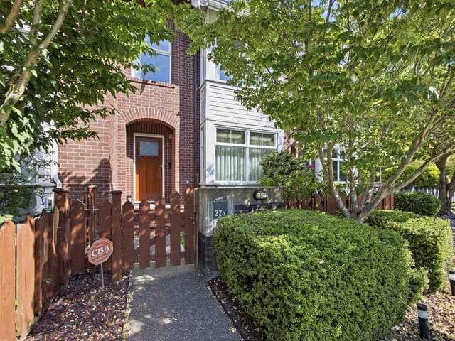 Townhouse for sale in New Westminster, New Westminster, 225 Salter Street, 263161909 | Realtylink.org