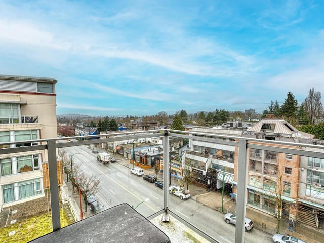 Apartment for sale in Vancouver, Vancouver West, 710 2228 W Broadway, 263161941 | Realtylink.org