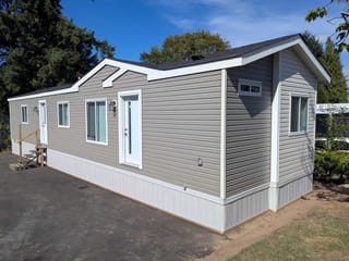 Manufactured Home for sale in Surrey, Surrey, 104 8220 King George Boulevard, 263161948 | Realtylink.org