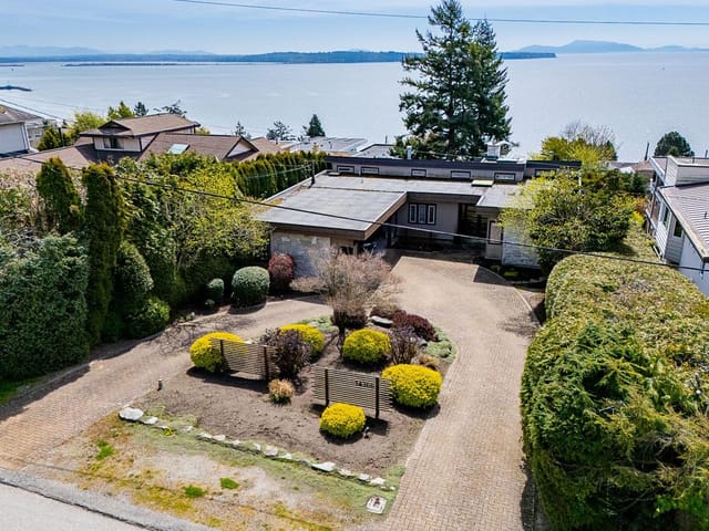 House for sale in White Rock, South Surrey White Rock, 14366 Magdalen Avenue, 263161998 | Realtylink.org