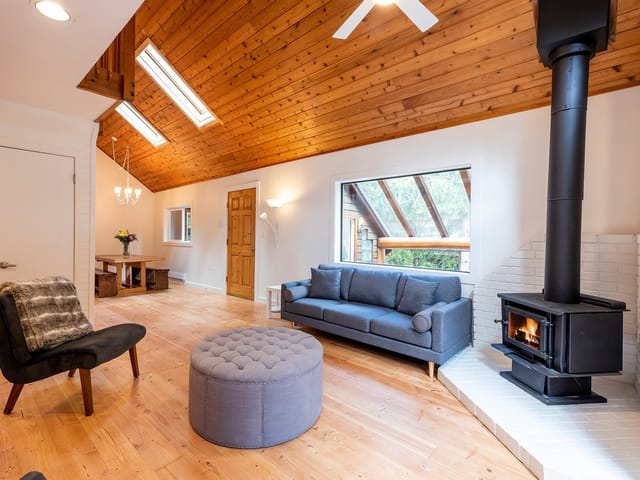 House for sale in Whistler, Whistler, 2327 Cheakamus Way, 263162239 | Realtylink.org