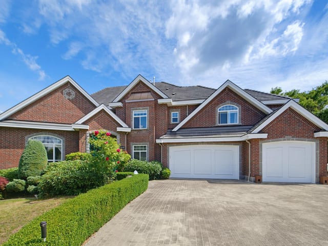 House for sale in Surrey, North Surrey, 16396 113b Avenue, 263162277 | Realtylink.org