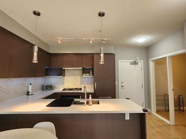 Apartment for rent in Richmond, Richmond, 213 9333 Tomoki Avenue, 263162286 | Realtylink.org