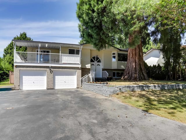 House for sale in Surrey, Surrey, 15135 86b Avenue, 263162381 | Realtylink.org