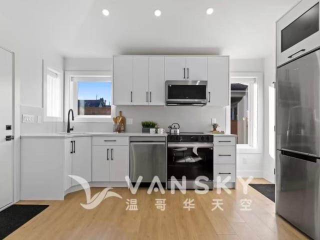 House for rent in New Westminster, New Westminster, Laneway House 2xx Osborne Avenue, 263162537 | Realtylink.org