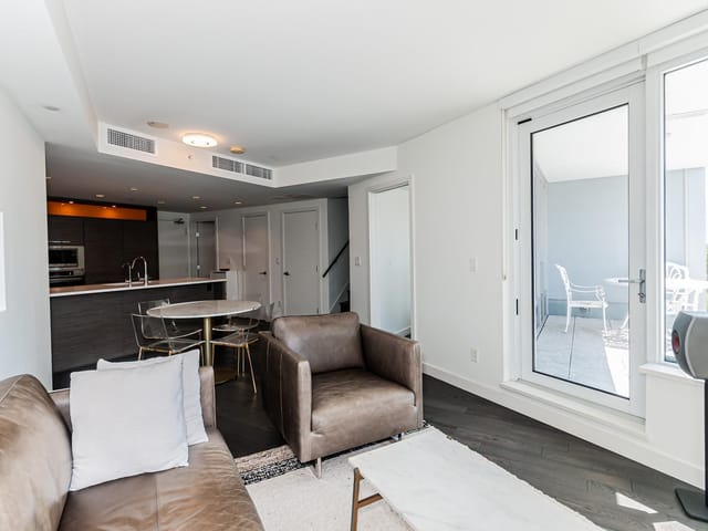 Apartment for sale in Richmond, Richmond, 319 7468 Lansdowne Road, 263162538 | Realtylink.org
