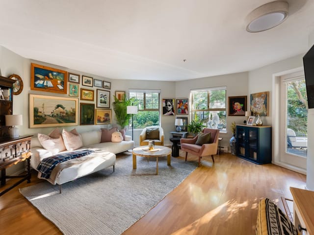 Apartment for sale in New Westminster, New Westminster, 305 210 Eleventh Street, 263162566 | Realtylink.org