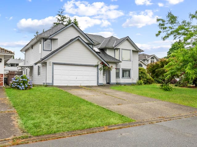 House for rent in Surrey, Surrey, 9335 152a Street, 263162626 | Realtylink.org