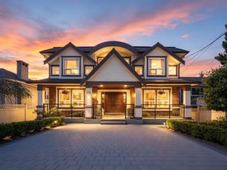 House for sale in White Rock, South Surrey White Rock, 15354 Royal Avenue, 263162666 | Realtylink.org