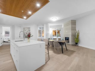 Apartment for sale in West Vancouver, West Vancouver, 101 6699 Nelson Avenue, 263162710 | Realtylink.org