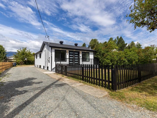 House for sale in Terrace, Terrace, 2711 Sparks Street, 263162976 | Realtylink.org