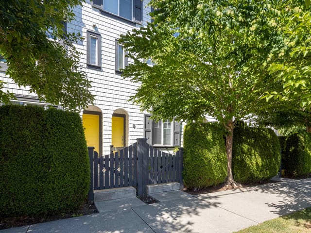 Townhouse for sale in Surrey, South Surrey White Rock, 5 16357 15 Avenue, 263162979 | Realtylink.org