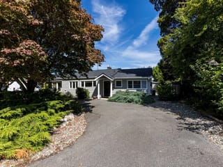House for sale in North Vancouver, North Vancouver, 1140 Pinewood Crescent, 263163008 | Realtylink.org