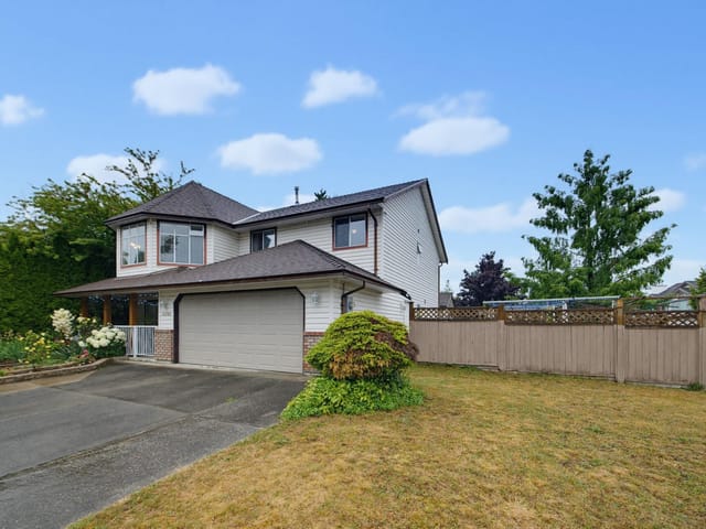 House for sale in Surrey, Surrey, 15299 93a Avenue, 263163012 | Realtylink.org