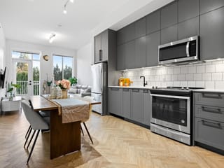 Apartment for sale in Surrey, North Surrey, 425 14968 101a Avenue, 263163388 | Realtylink.org