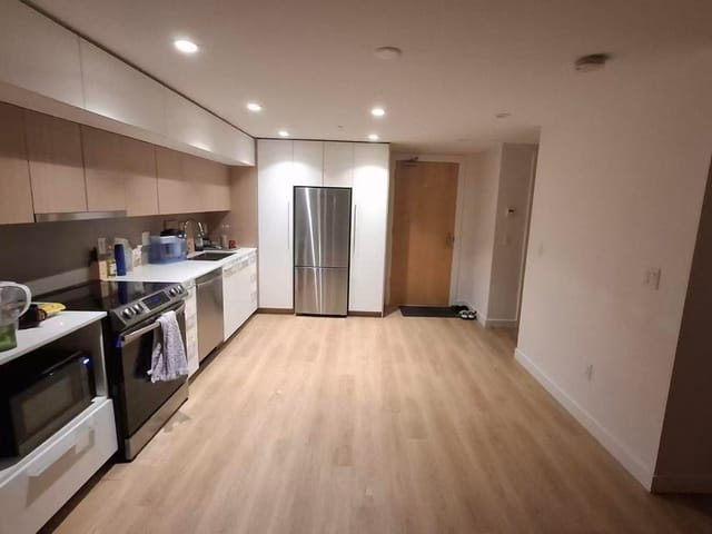 Apartment for rent in Burnaby, Burnaby North, 9888 University Crescent, 263163390 | Realtylink.org