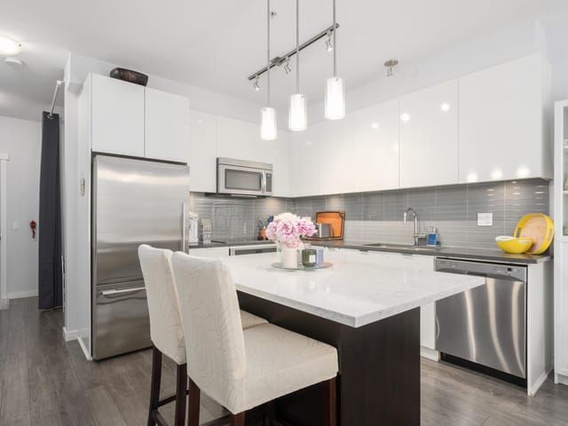 Apartment for sale in North Vancouver, North Vancouver, 417 2665 Mountain Highway, 263163417 | Realtylink.org