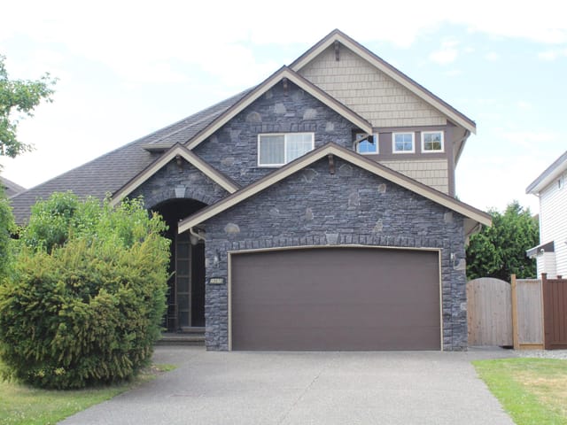House for rent in Langley, Langley, Upper Two Level 19670 71a Avenue, 263163430 | Realtylink.org