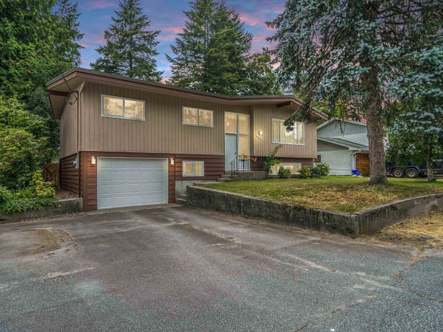House for sale in Maple Ridge, Maple Ridge, 11939 Hall Street, 263163459 | Realtylink.org