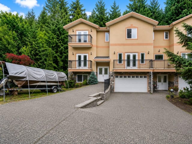 1/2 Duplex for sale in Coquitlam, Coquitlam, 2253 Parkway Boulevard, 263163485 | Realtylink.org