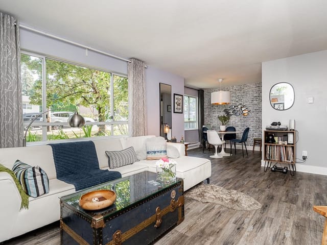 Apartment for sale in White Rock, South Surrey White Rock, 104 15991 Thrift Avenue, 263163639 | Realtylink.org