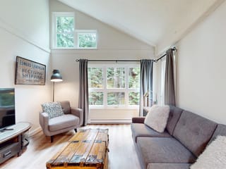 Townhouse for sale in Whistler, Whistler, 4 2235 Sapporo Drive, 263163644 | Realtylink.org