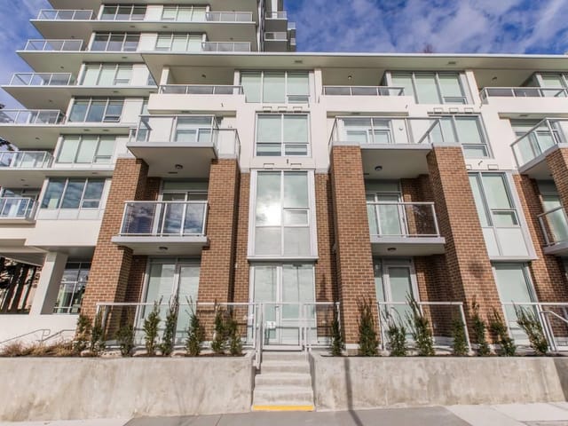 Apartment for sale in White Rock, South Surrey White Rock, 311 15165 Thrift Avenue, 263163650 | Realtylink.org