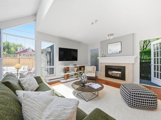 1/2 Duplex for sale in Vancouver, Vancouver West, 3385 W 8th Avenue, 263163675 | Realtylink.org