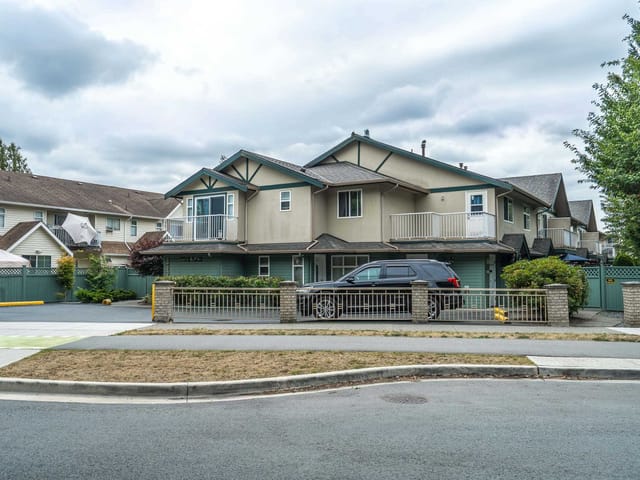 Townhouse for sale in Langley, Langley, 2 20258 Michaud Crescent, 263163737 | Realtylink.org