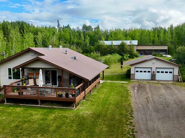 House for sale in Vanderhoof, Vanderhoof And Area, 826 Oak Street, 263163944 | Realtylink.org