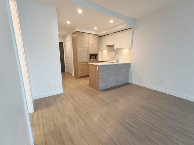 Apartment for rent in Surrey, North Surrey, 2502 13615 Fraser Highway, 263164121 | Realtylink.org