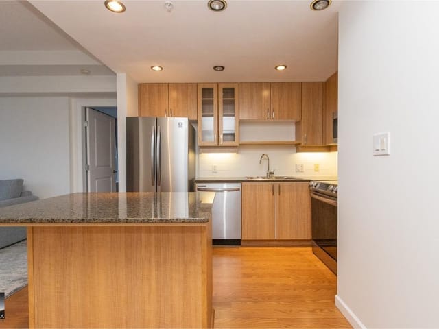 Apartment for rent in Burnaby, Burnaby North, 707 9232 University Crescent, 263164136 | Realtylink.org