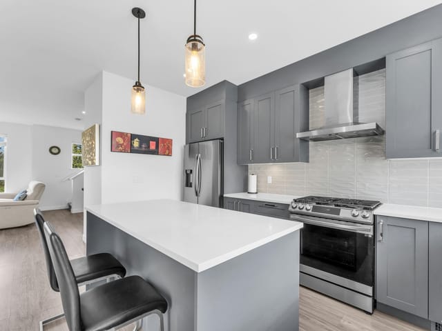 Townhouse for sale in Surrey, Cloverdale, 13 18887 72a Avenue, 263164152 | Realtylink.org