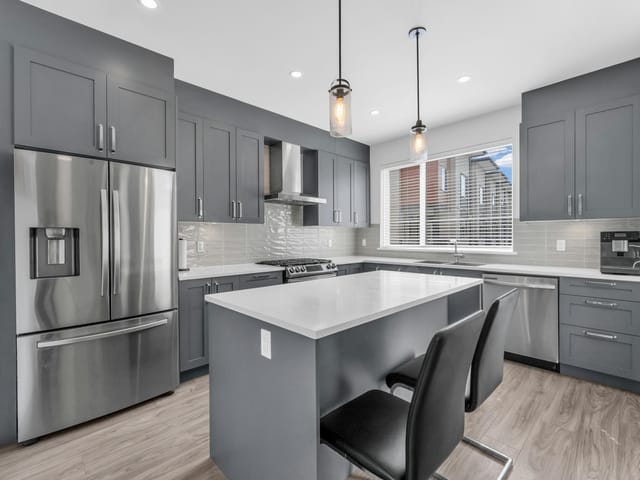 Townhouse for sale in Surrey, Cloverdale, 13 18887 72a Avenue, 263164152 | Realtylink.org