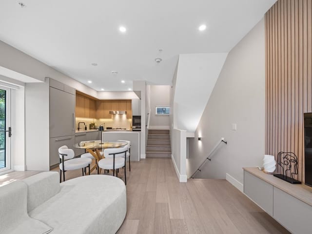 Townhouse for sale in Vancouver, Vancouver West, 130 W Woodstock Avenue, 263164321 | Realtylink.org